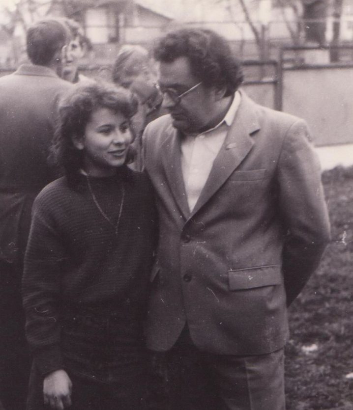 Вивезла з України? Зрадниця Лорак показалася з матір'ю (фото)